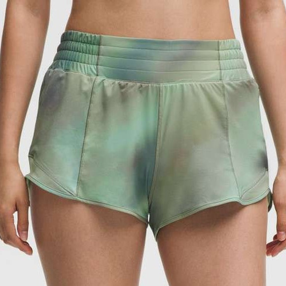 Lululemon Hotty Hot High-Rise Lined Short 2.5" Chroma Drift Green Size 6 NWT - Picture 3 of 12
